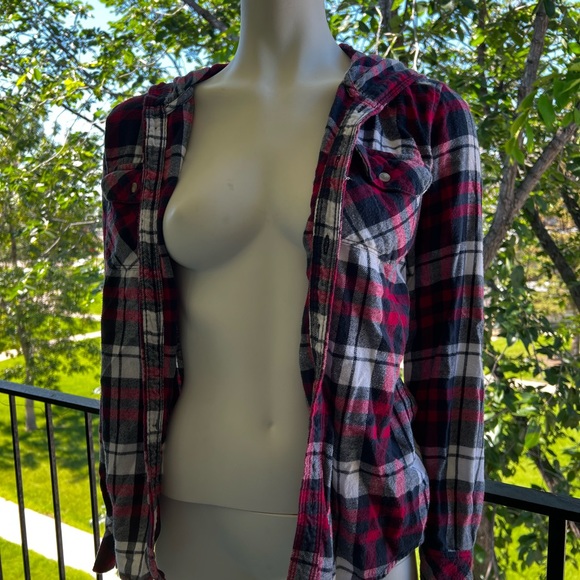 TNA plaid hooded flannel - Picture 2 of 3